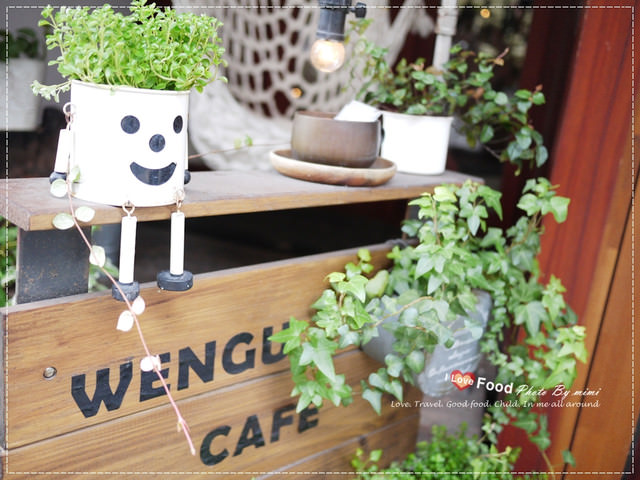 [美食]超熱門的盆栽咖啡 超夯的秘密基地。東區 溫古咖啡 Wengu cafe
