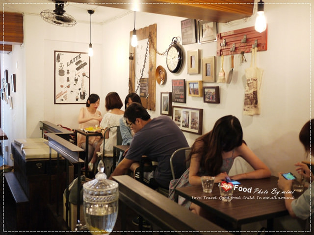 [美食]超熱門的盆栽咖啡 超夯的秘密基地。東區 溫古咖啡 Wengu cafe