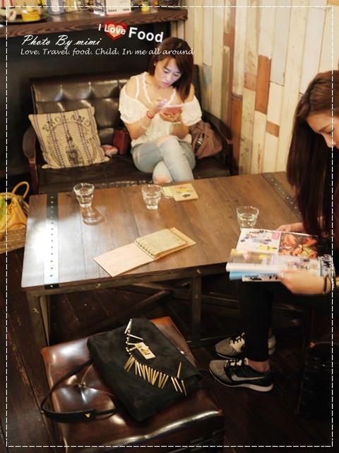 [美食]超熱門的盆栽咖啡 超夯的秘密基地。東區 溫古咖啡 Wengu cafe