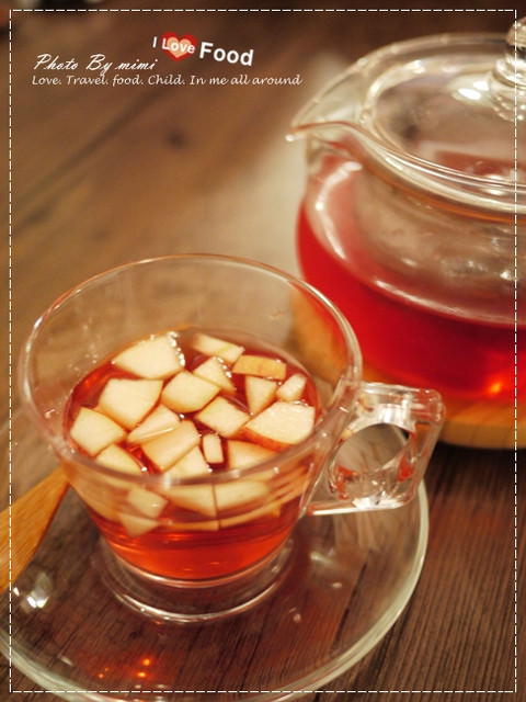 [美食]超熱門的盆栽咖啡 超夯的秘密基地。東區 溫古咖啡 Wengu cafe