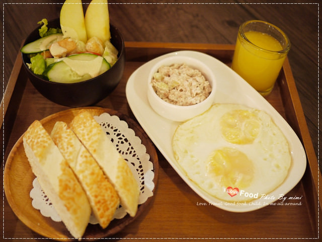 [美食]超熱門的盆栽咖啡 超夯的秘密基地。東區 溫古咖啡 Wengu cafe
