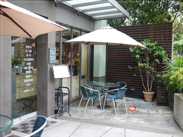 [美食]喝咖啡 吃美食 和小樹歡樂的午餐時光。東區  Nikkoffee 日光.咖啡