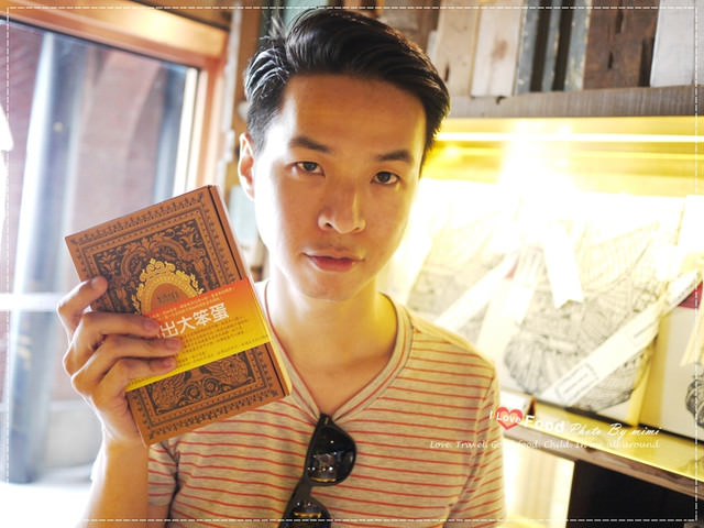 [旅遊]換了時空走進城堡般的超夯地標 別錯過爆好吃的冰淇淋優!!。台中 宮原眼科