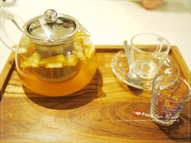 [美食]什麼?!珍珠奶茶鬆餅塔,超誘人的啊!!!東區 美好年代 Belle Epoque