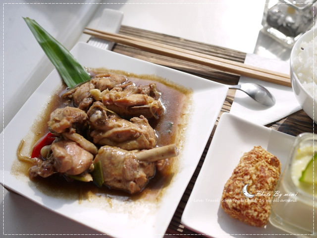 [美食]曬曬陽光來場藝術的饗宴。橋頭糖廠 白屋