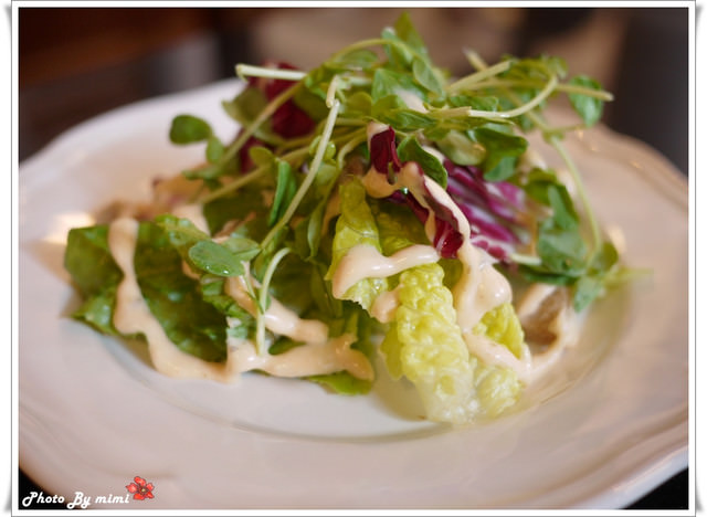 [美食]我在閱讀。Moooon River Cafe & Books