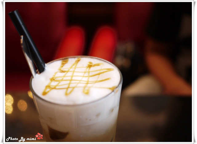 [美食]我在閱讀。Moooon River Cafe & Books
