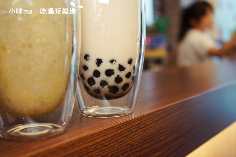 世新飲料店