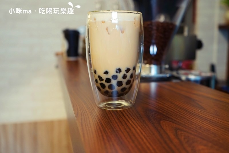 世新飲料店