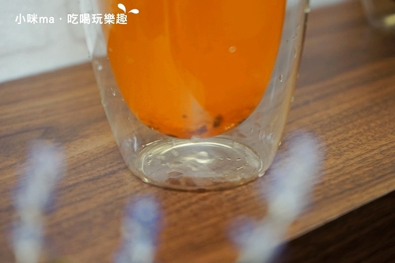世新飲料店