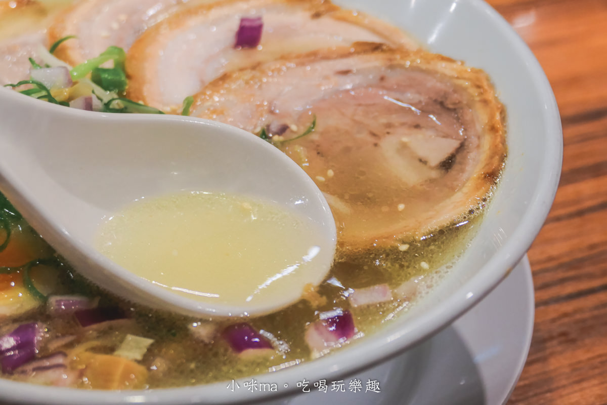 奧特拉麵 Ramen Ultra-桃園華泰 錦拉麵|北海道最純正的拉麵,雞白湯頭清爽不膩,還有丼飯、乾拌麵、咖哩飯可以選,桃園美食 - 第13張圖