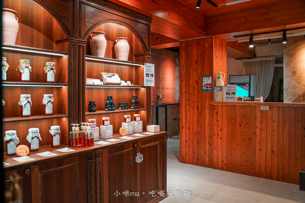 【大稻埕美食】滿誠蜂蜜 純蜂蜜專賣店｜蜂蜜全品項試吃、甜點體驗一次看！大稻埕伴手禮必逛亮點！