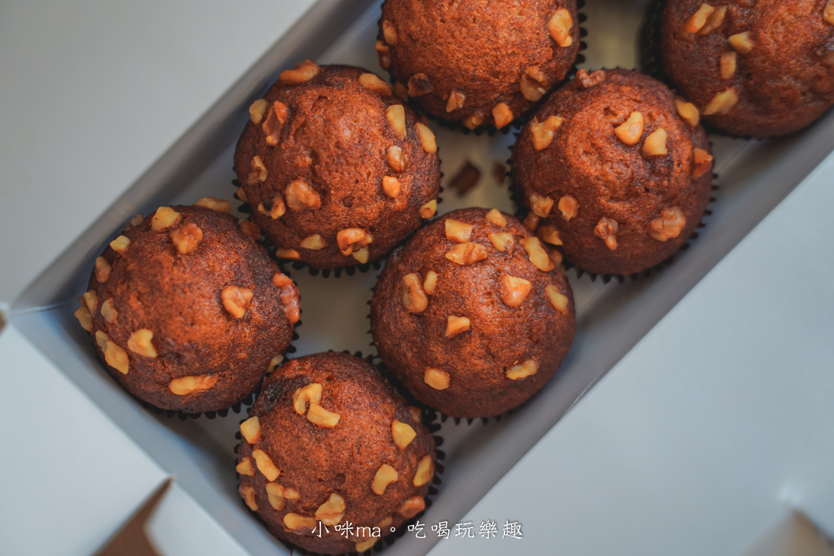 【中和蛋糕推薦】愛維爾手感烘培|一吃就愛上的桂圓蛋糕開箱!冬季必備的濃香系甜點就是它~ - 第5張圖