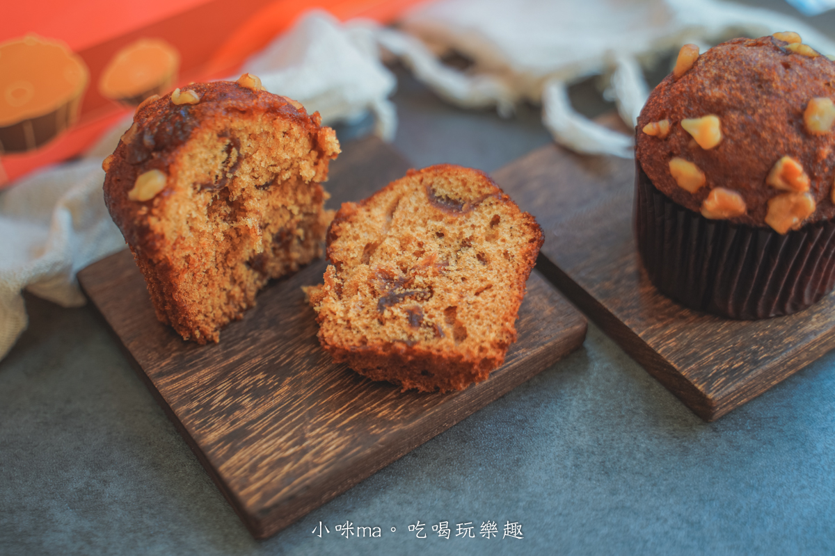 【中和蛋糕推薦】愛維爾手感烘培|一吃就愛上的桂圓蛋糕開箱!冬季必備的濃香系甜點就是它~ - 第8張圖