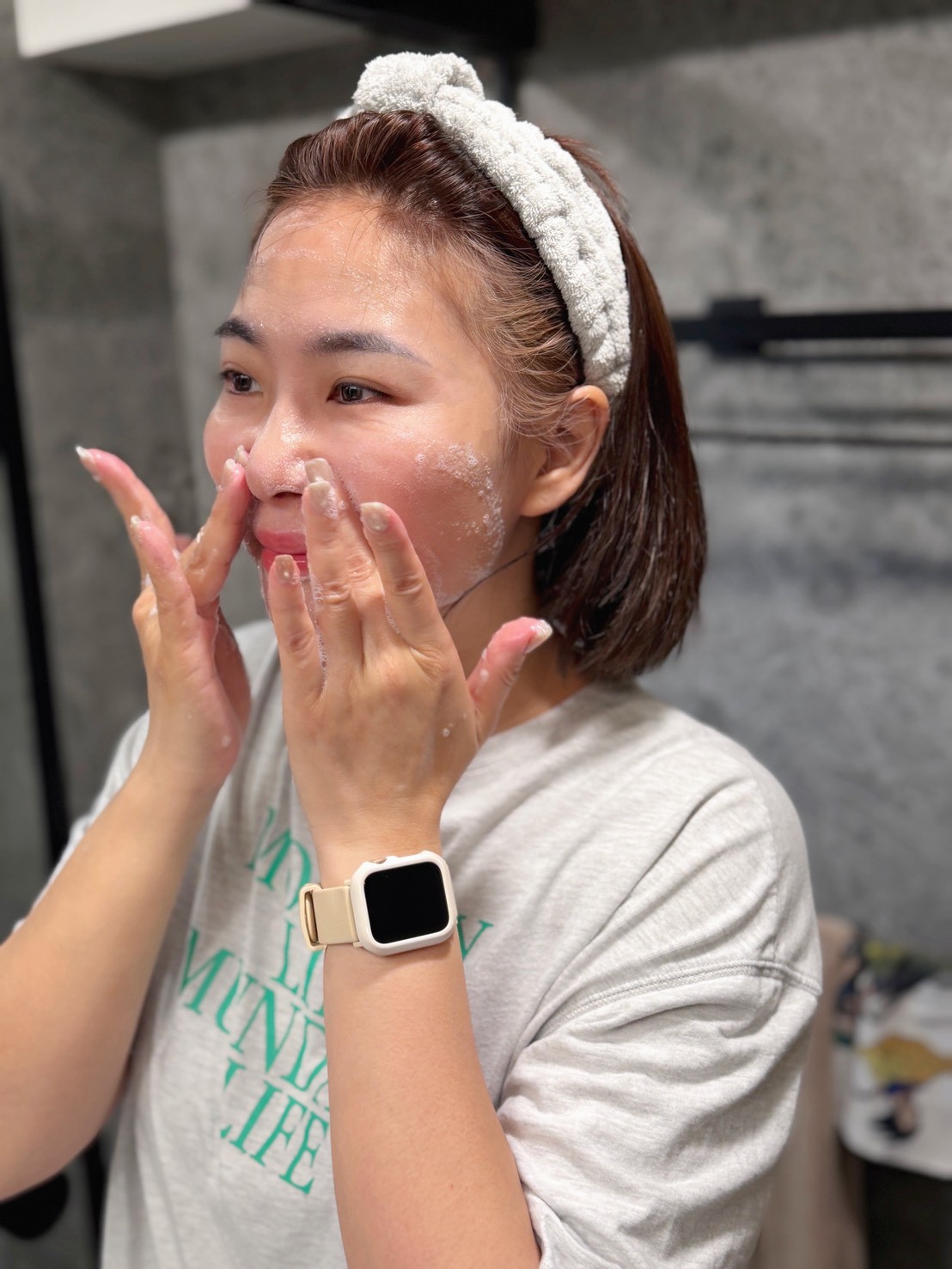 【冬天保濕分享】Hybolar|乾敏肌冬天真的很難顧?我靠這組保濕日常撐過換季,神經醯胺精華液+胺基酸洗面乳使用心得! - 第14張圖 【冬天保濕分享】Hybolar|乾敏肌冬天真的很難顧?我靠這組保濕日常撐過換季,神經醯胺精華液+胺基酸洗面乳使用心得!